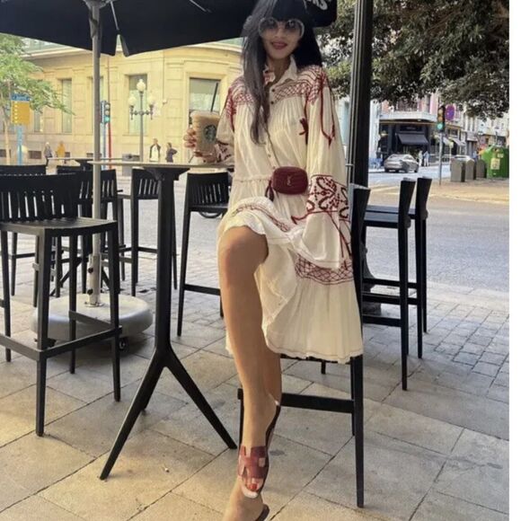 ZARA White Embroidered Dress “Limited Edition” - Picture 7 of 16